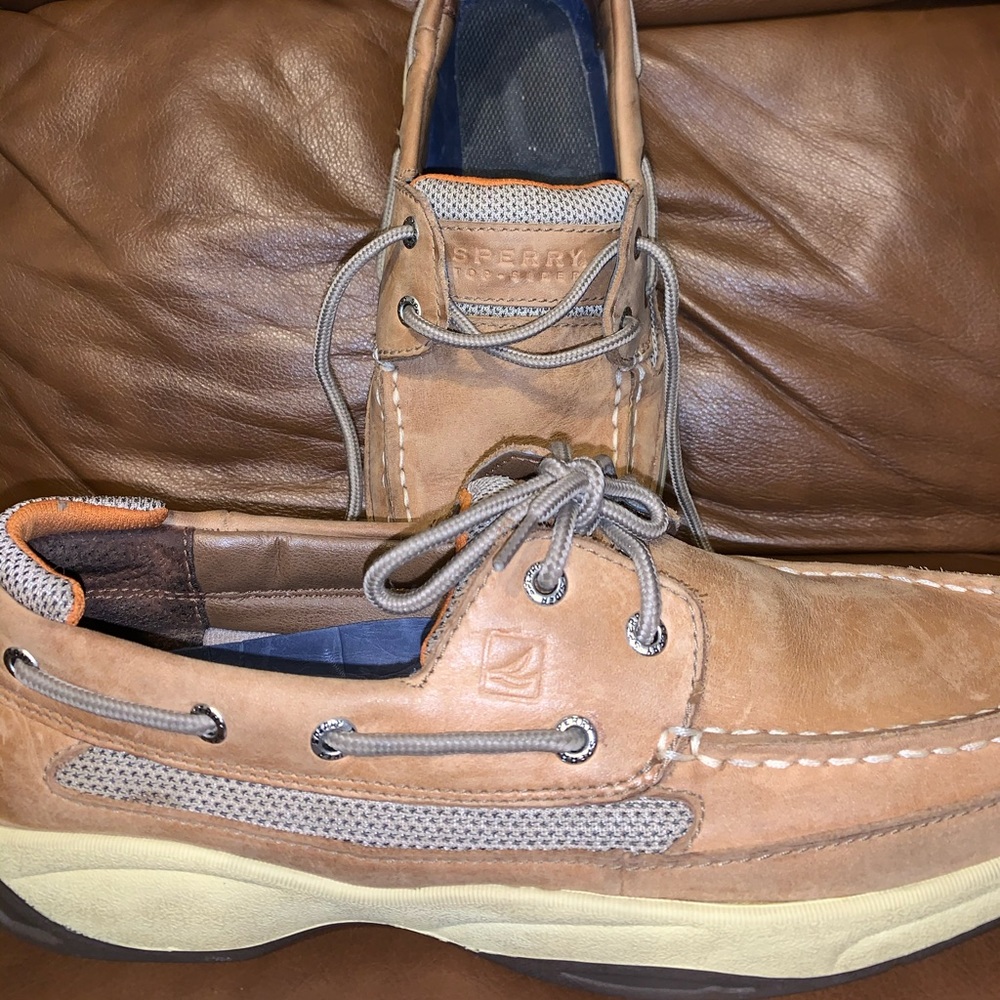 Men’s Sperry shoes